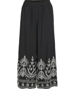 Vila Winnie Alethea Cropped Embro Pants Black