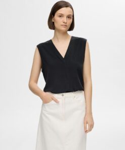 Selected Femme Berta Bellis V-Neck Top Black
