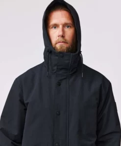 Makia Glacier Parka Black