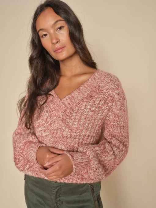 Mos Mosh Jaylin V-neck Knit Rosette