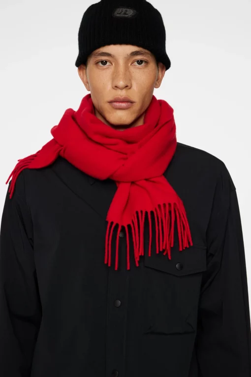 J.Lindeberg Champ Solid Scarf Barbados Cherry