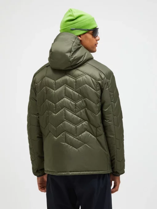 Peak Performance Elevate Liner Hood Men Pine Needle