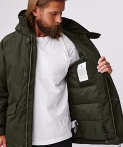 Makia Helsinki Parka Dark Green