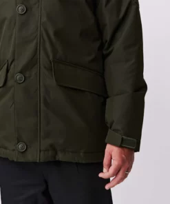 Makia Helsinki Parka Dark Green