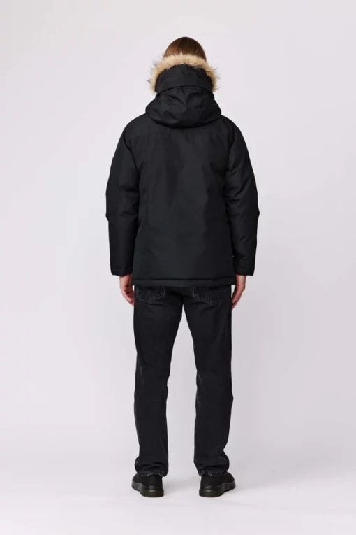 Makia Helsinki Parka Black