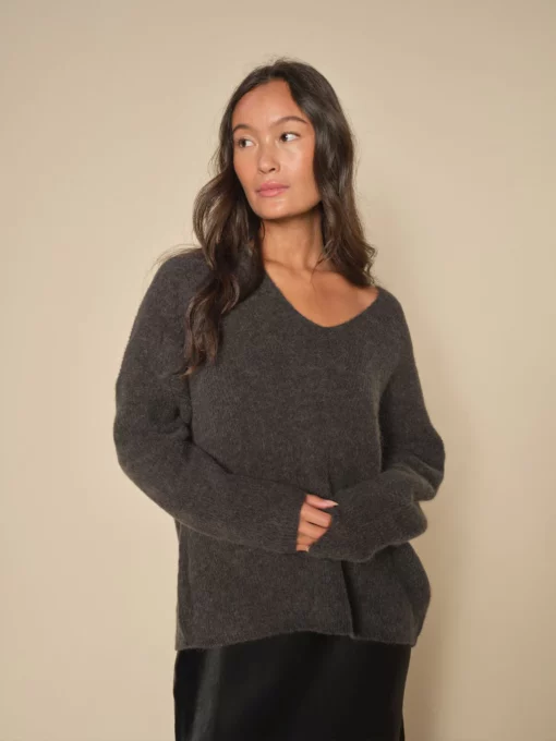 Mos Mosh Thora V-Neck Knit Phantom