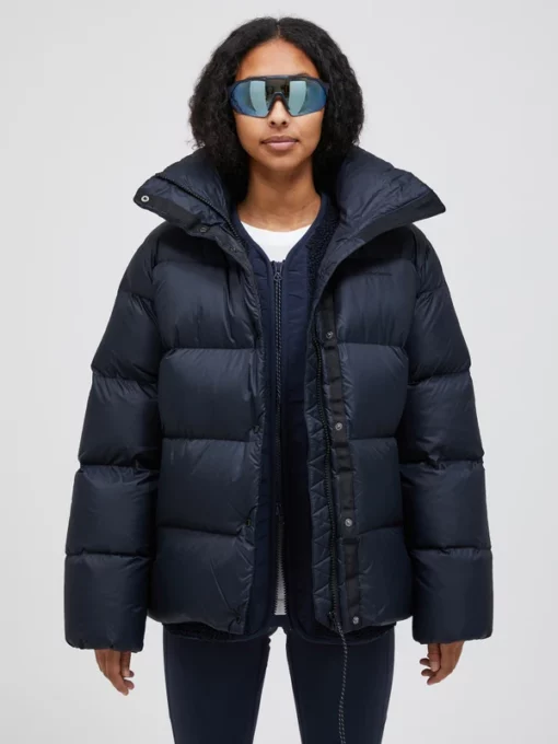 Peak Performance Down Puffer Women Black