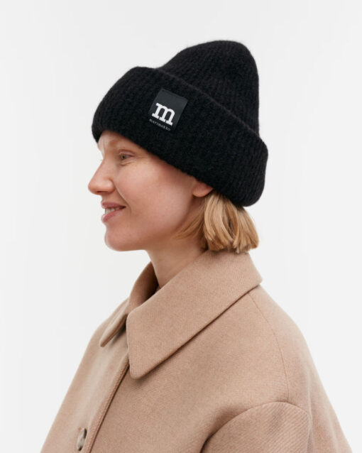Marimekko Pjettar Solid Hat Black