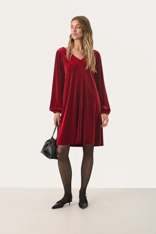 Part Two Madi Velvet Dress Rhythmic Red