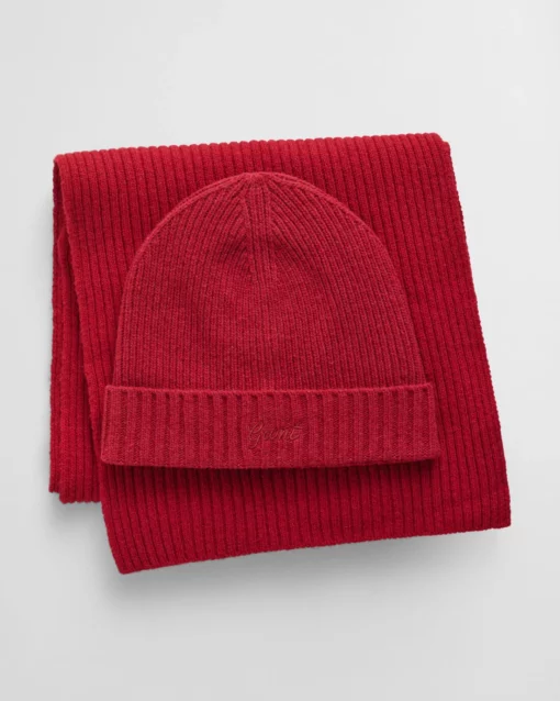 Gant Woman Script Beanie & Scarf Gift Set Cherry Red