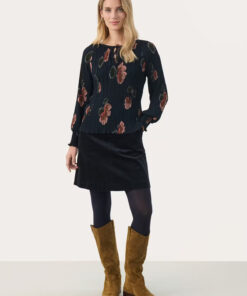 Part Two Priya Blouse Dark Navy Blurred Flower