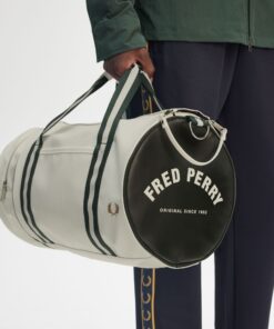 Fred Perry Classic Barrel bag Ecru/Night Green