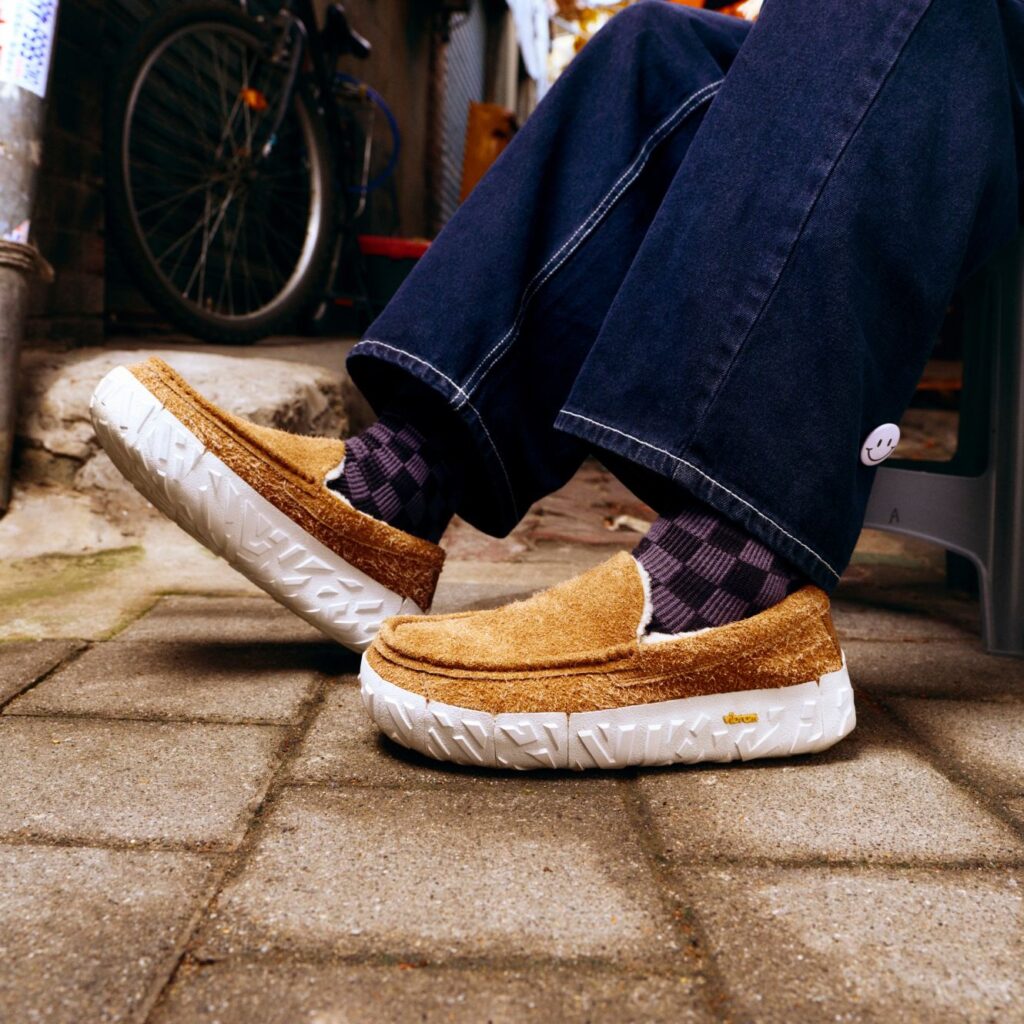 UGG Men's Ascot Vibram Wrap Tech Chestnut