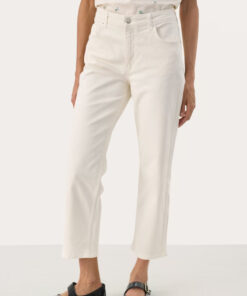 Part Two JudyaPW Jeans Eggnog