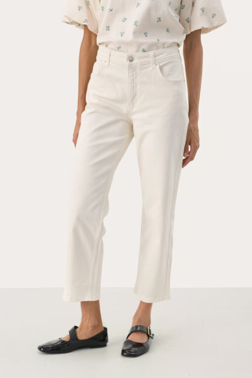 Part Two JudyaPW Jeans Eggnog