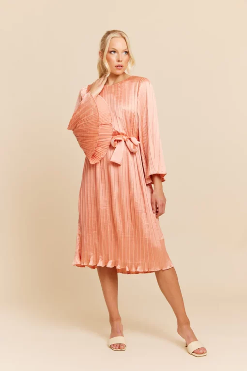 Dry Lake Femina Dress Apricot