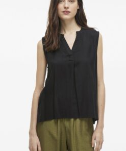 Virosa V-Neck Top Black