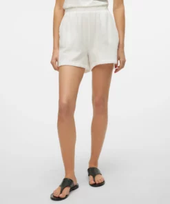 Vero Moda Natali Shorts White