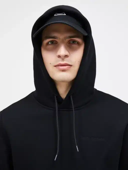 Peak Performance Original Small Logo Hood Men Black