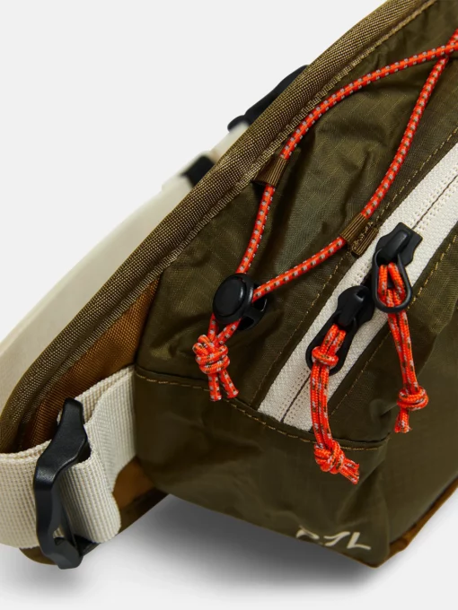 Peak Performance Trail Hip Bag 2,7L Meadow Moss