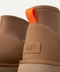 UGG Classic Mini Dipper Boot Chestnut