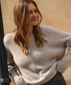 Mos Mosh Thora V-Neck Knit Feather Gray