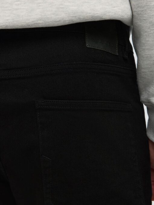 Slh196-Straight Ben Stay Black Jeans