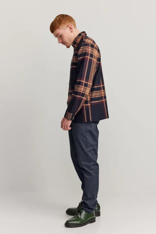 Makia Theory Shirt
