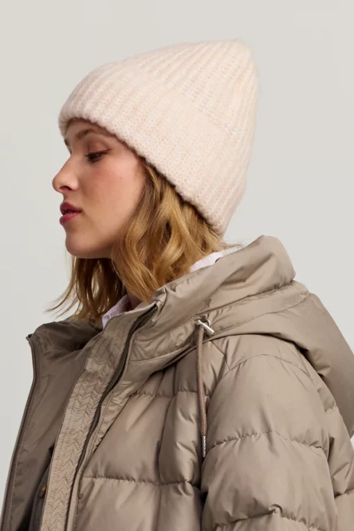 Makia Woman Linnea Beanie Ecru