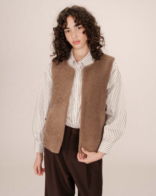 Grace & Mila Sinatra Vest Taupe
