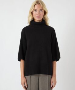 Yasemila Wool Knit Pullover Black