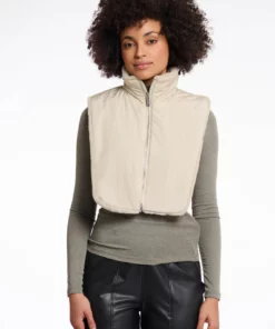 Rino & Pelle Nura Reversible Bib With Faux Fur Birch