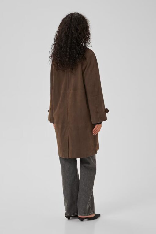 My Essential Wardrobe TaraMW Suede Coat Delicioso