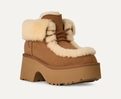 UGG Women's Classic Esmee Lace Up Boot Chestnut