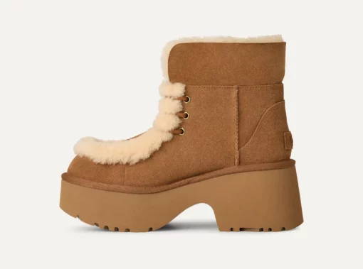 UGG Women's Classic Esmee Lace Up Boot Chestnut