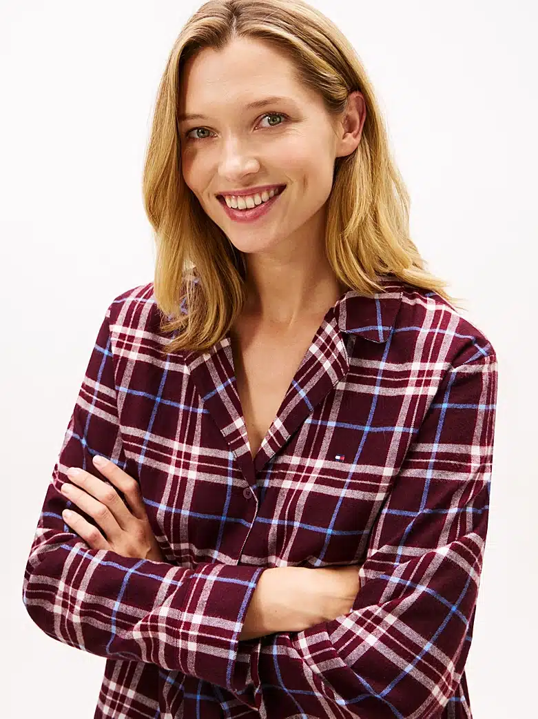 Tommy Hilfiger Essential Flannel Long Sleeve Pyjama Set Tartan Reiker Burgundy Tommy Hilfiger Essential Flannel Long Sleeve Pyjama Set Tartan Reiker Burgundy