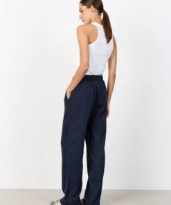 Levete Room Naja 7 Pants Navy