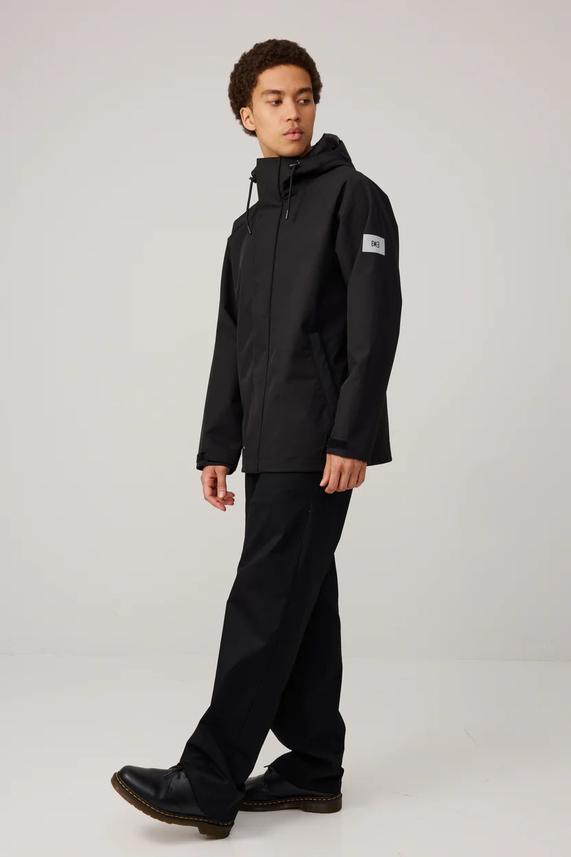 Makia Irvine Jacket Black