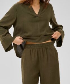 My Essential Wardrobe DiasMW Linen Shorts Forest Night Green