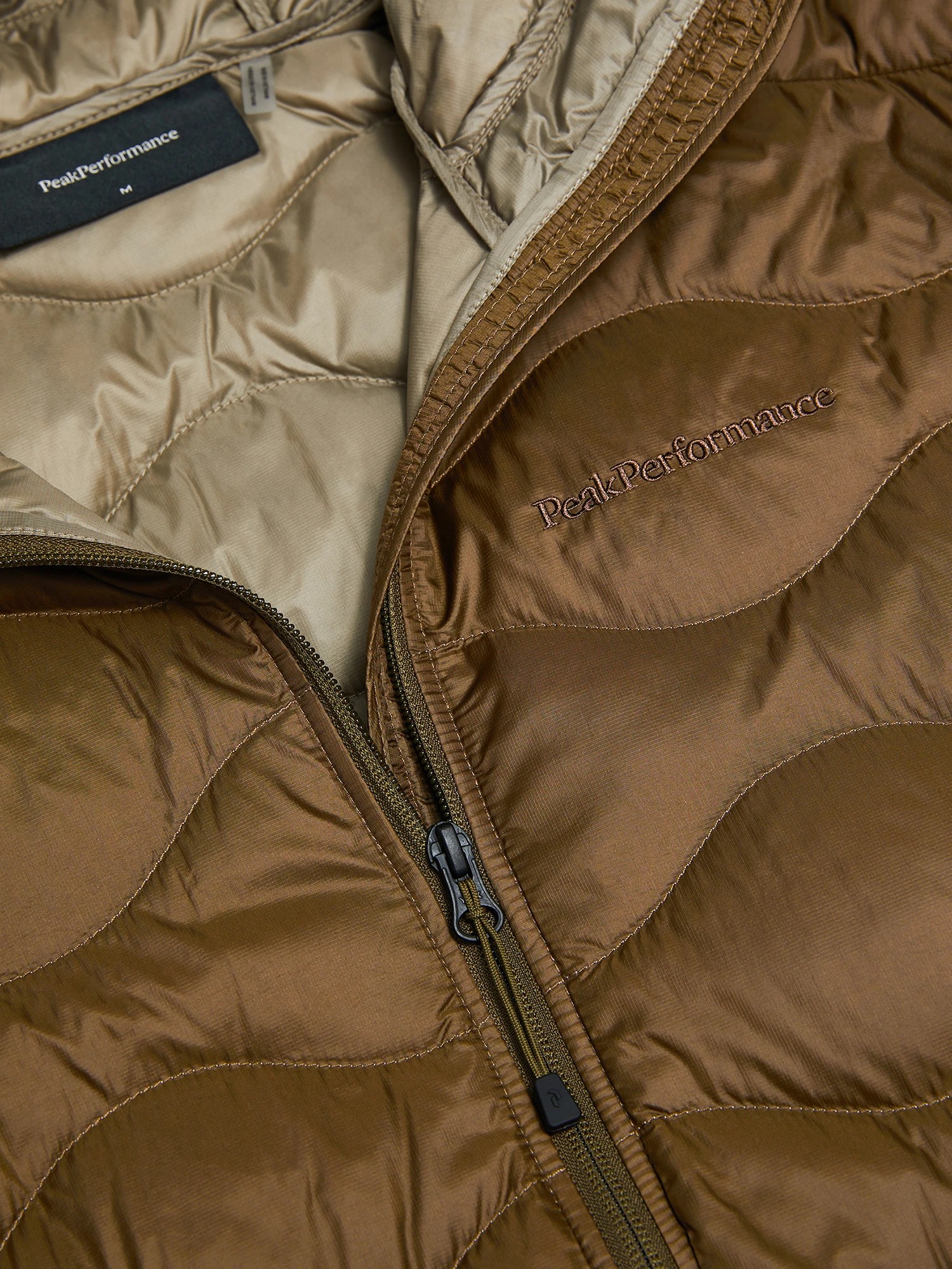 Peak Perfprmance Helium Down Hood Jacket Men Meadow Moss