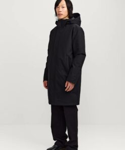 Makia Form Jacket Black
