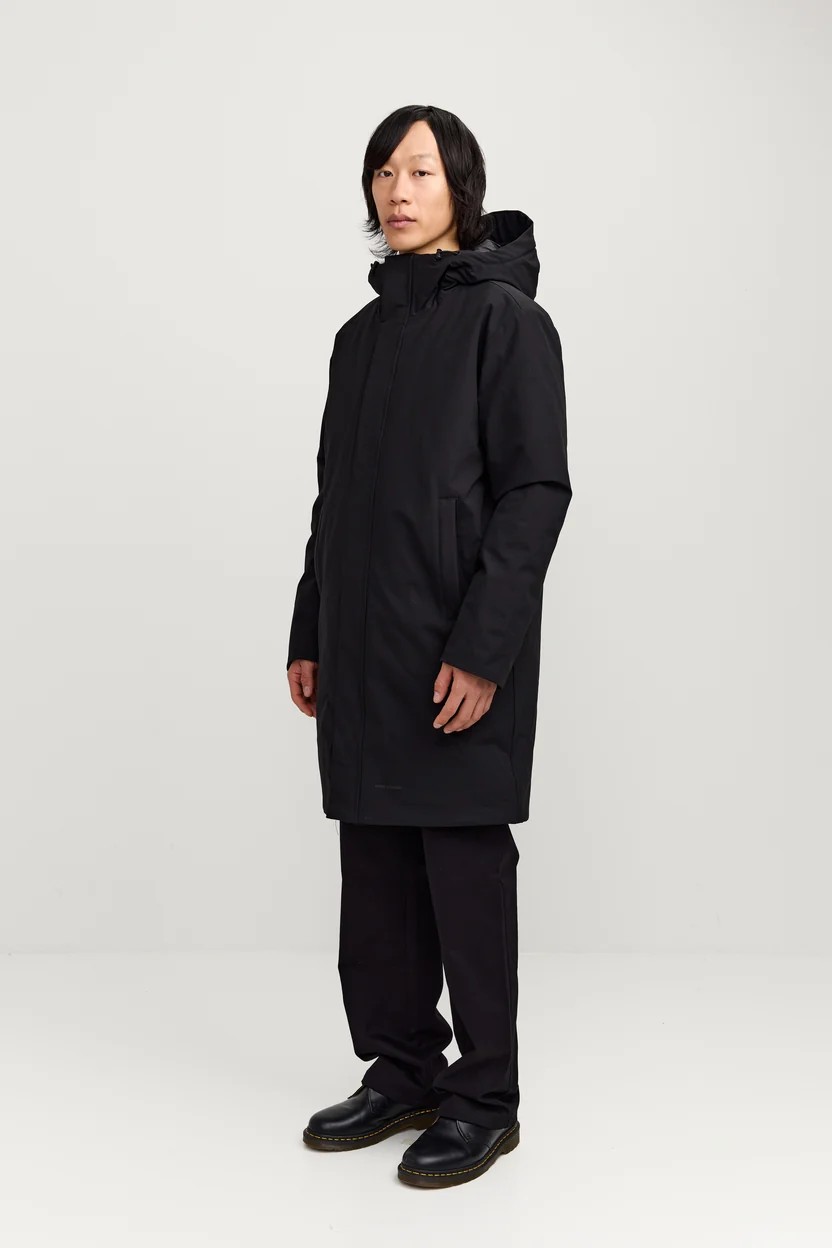 Makia Form Jacket Black
