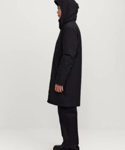 Makia Form Jacket Black