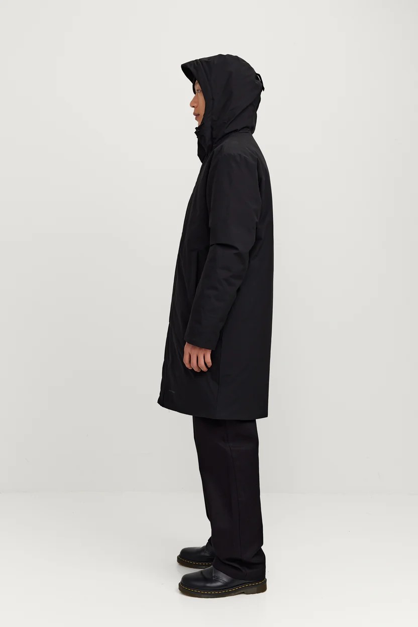 Makia Form Jacket Black