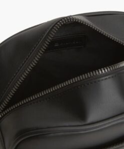 Tommy Hilfiger Perforated Pocket Enamel Flag Washbag Black