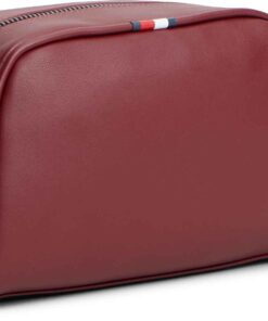 Tommy Hilfiger Perforated Pocket Enamel Flag Washbag Bordeaux